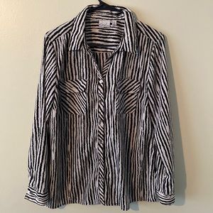 Kim Rogers long sleeve button up. Size large